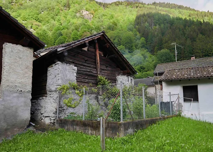 Casa de Férias Waterfall House By Interhome *